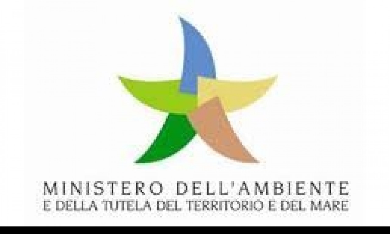 BOLLETTINO D'INFORMAZIONE SOSTANZE CHIMICHE - AMBIENTE E SALUTE. Ministero dell'ambiente e della tutela del territorio e del mare